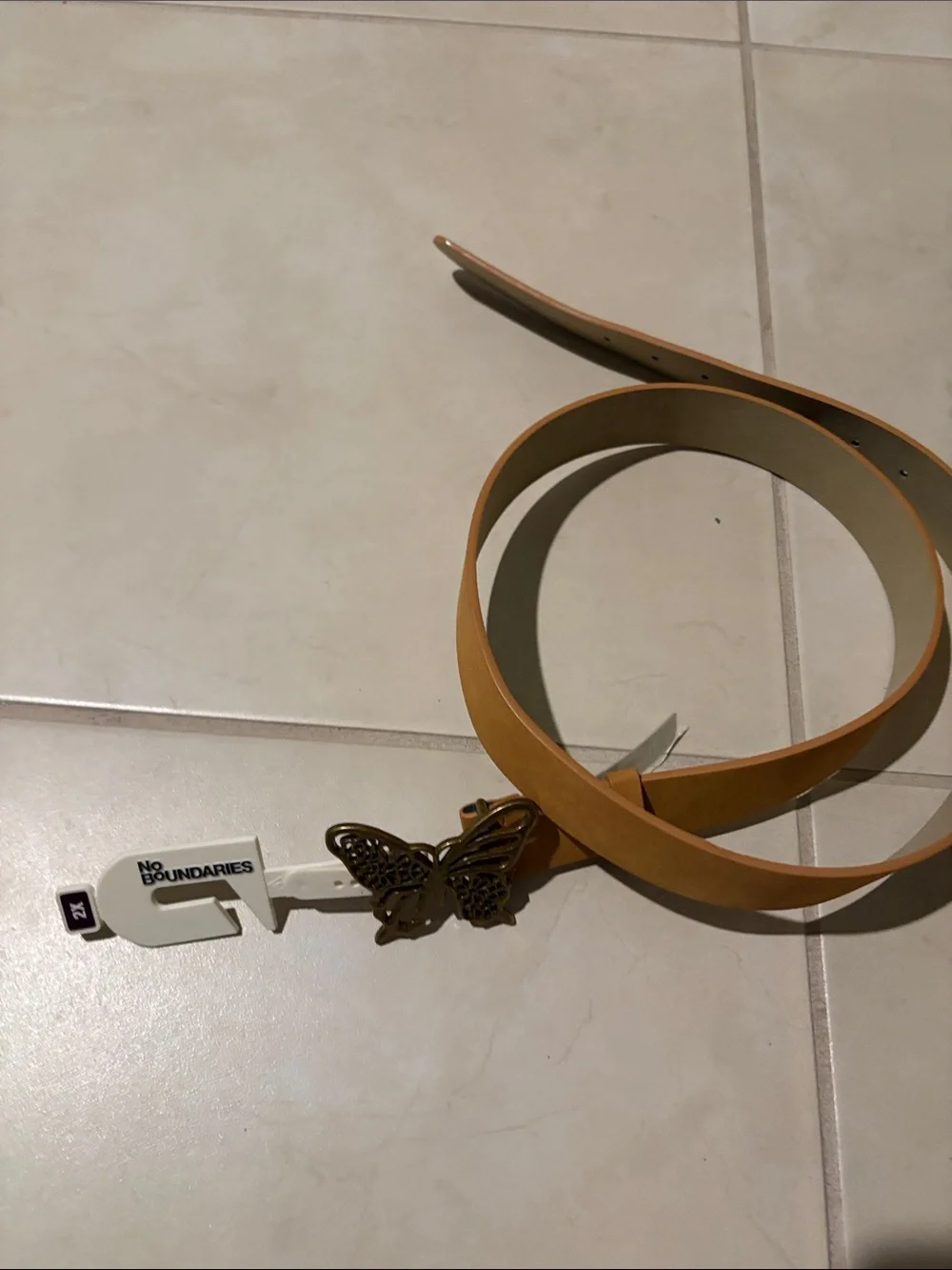 NWT 2X butterfly belt 48 inches 1693